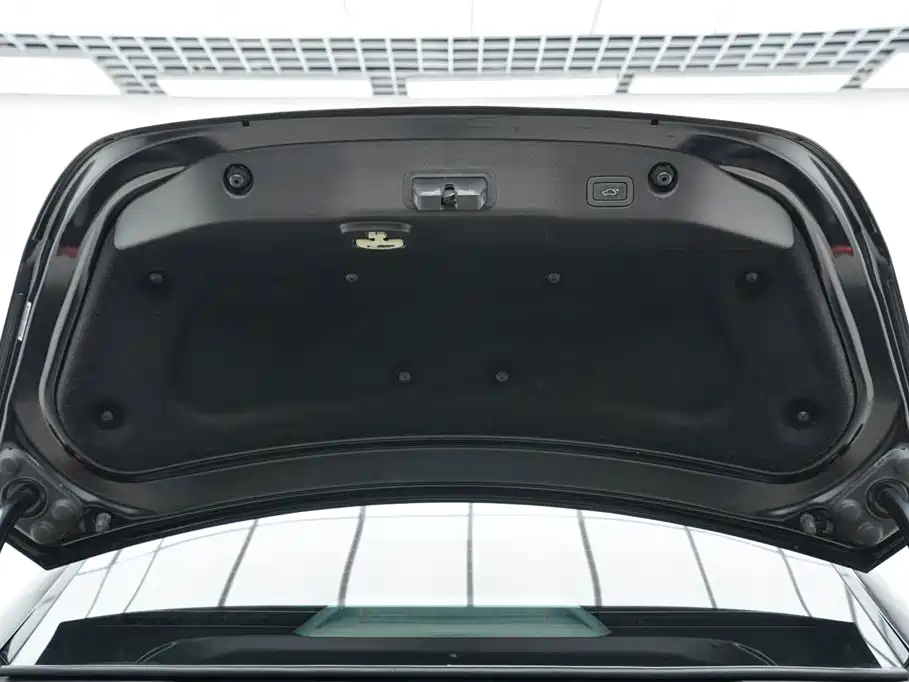 Jaguar XJ 2013 XJL 2.0T Elegant Business Edition
