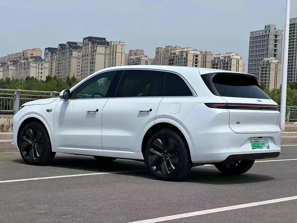 Li Auto L6 2024 Pro