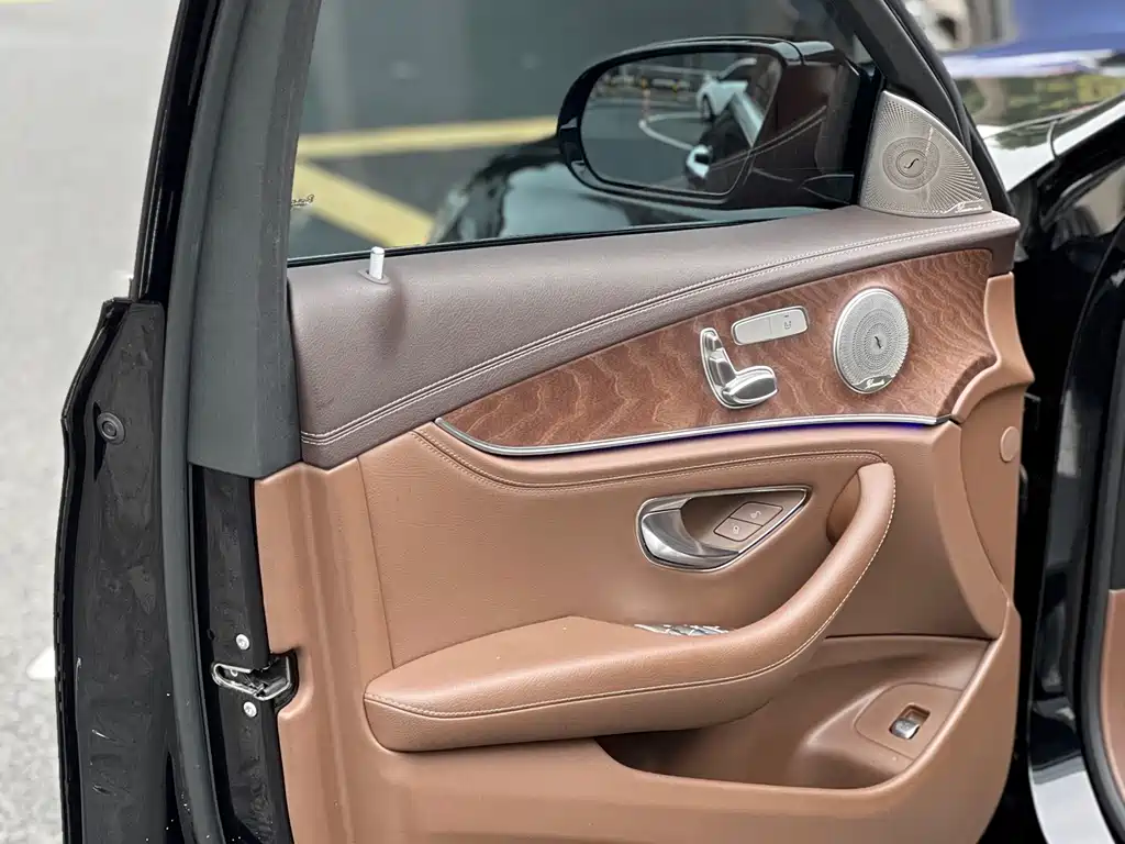 Mercedes-Benz E-Class 2022 E 260 L