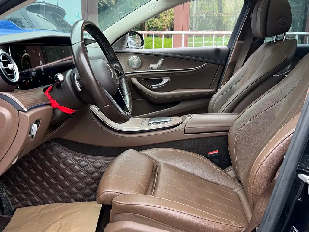 Mercedes-Benz E-Class 2022 E 260 L