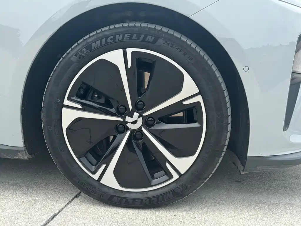 NIO ET5T 2024 75kWh Touring