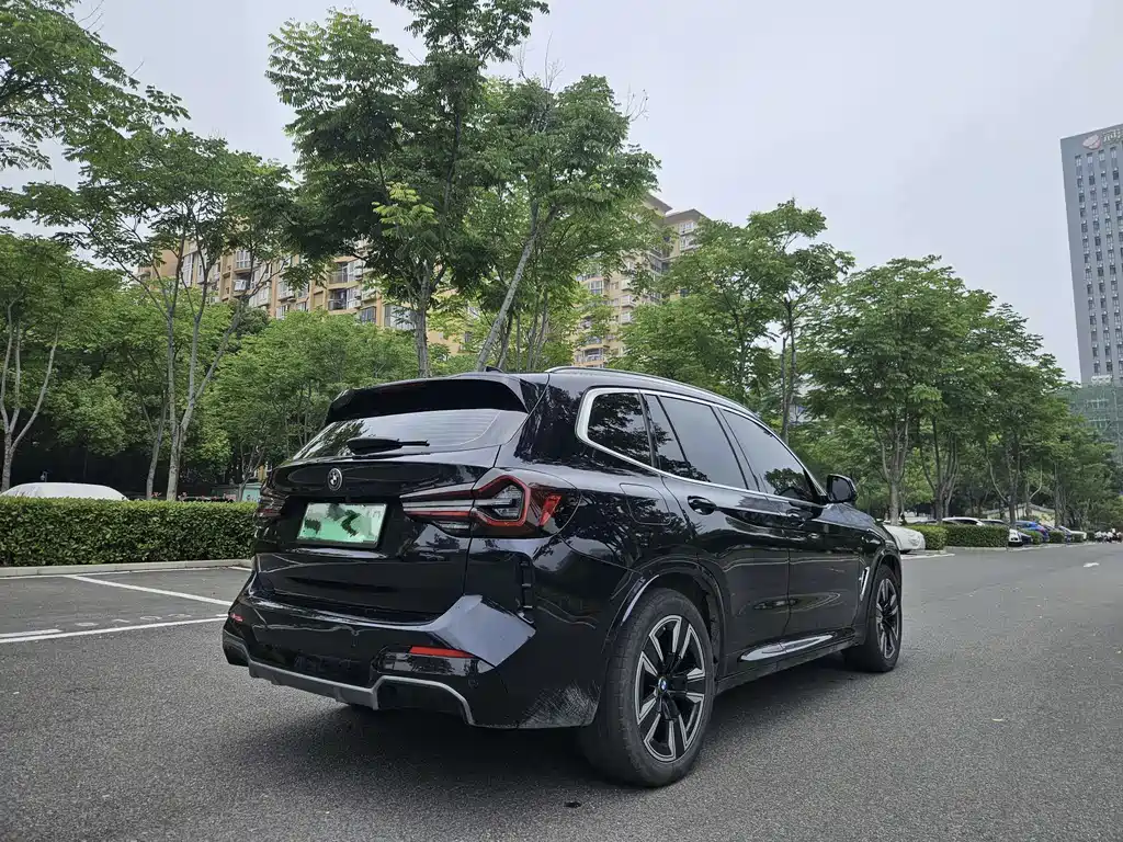 BMW iX3 2022 xLine