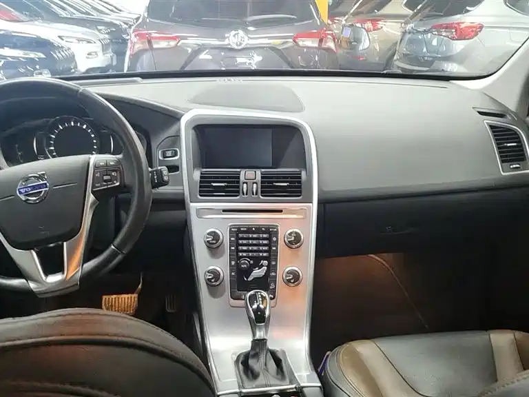 Volvo XC60 2017 T5 AWD Inscription