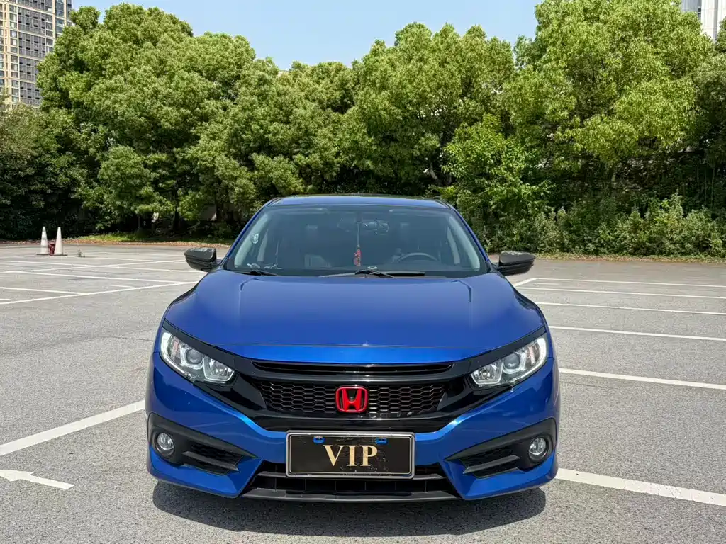 Honda Civic 2016 220TURBO CVT Luxury Edition