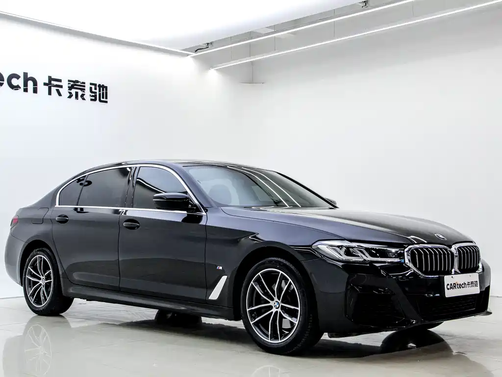 BMW 5 Series 2022 Facelift II 525Li M Sport Package