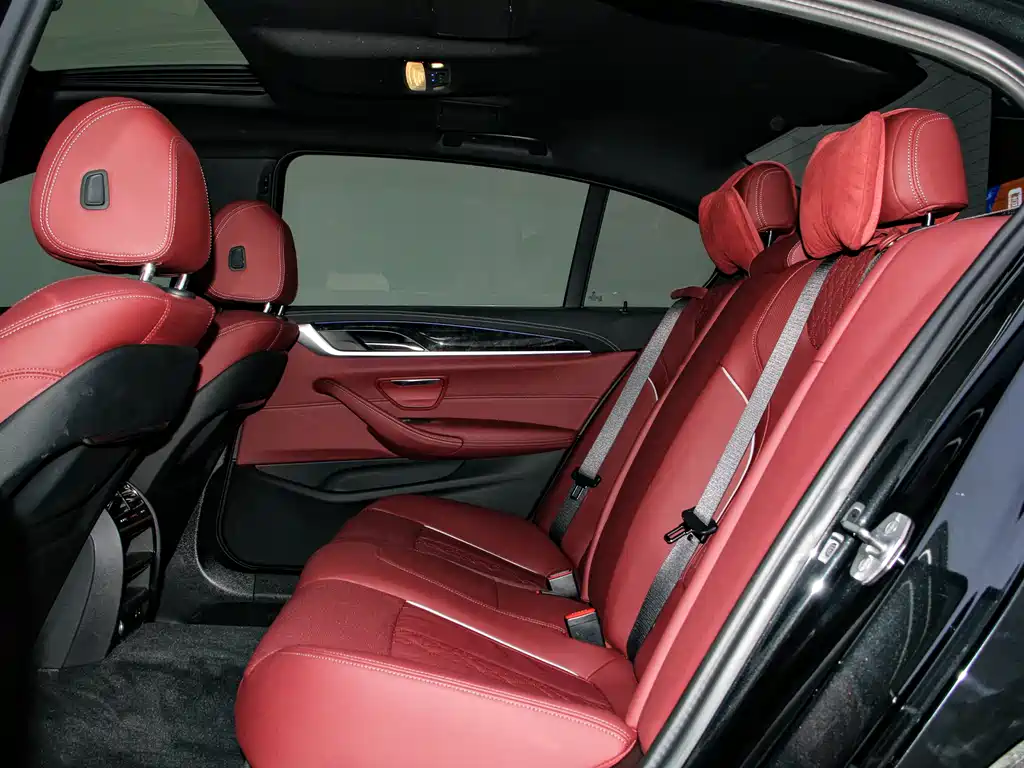 BMW 5 Series 2022 Facelift II 525Li M Sport Package
