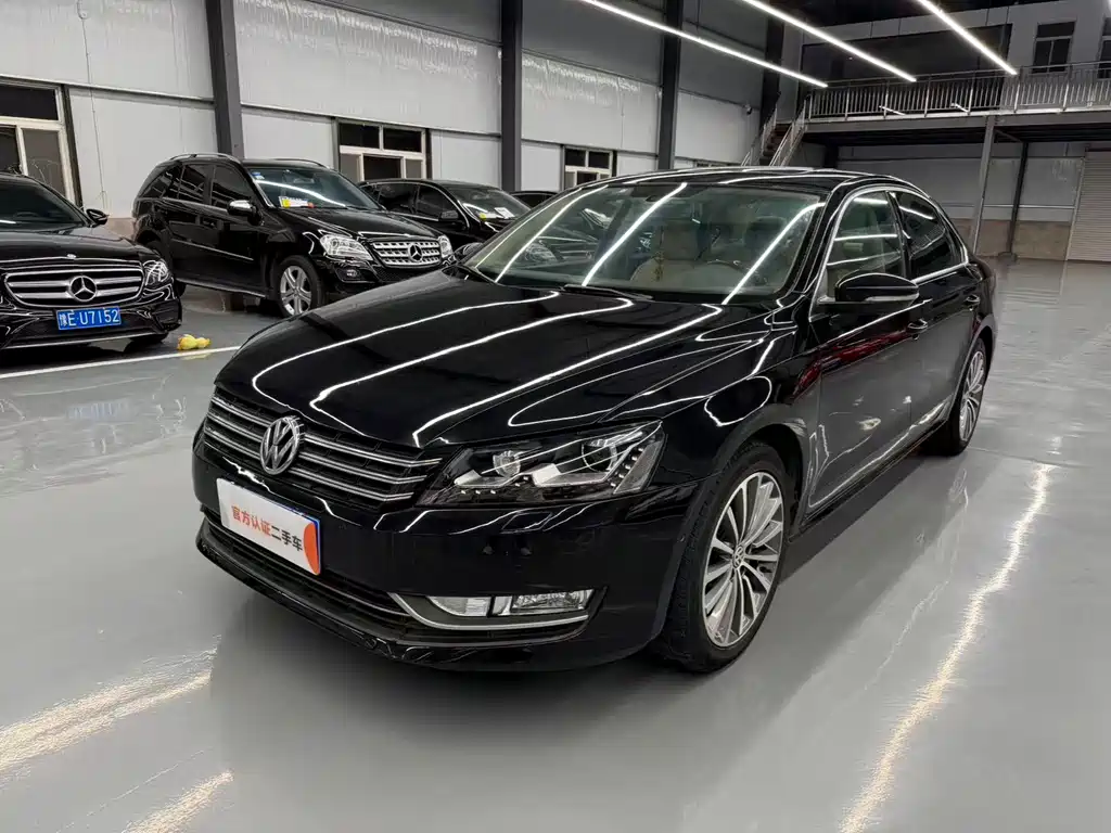 Volkswagen Passat 2011 1.8TSI DSG Yuzun Edition