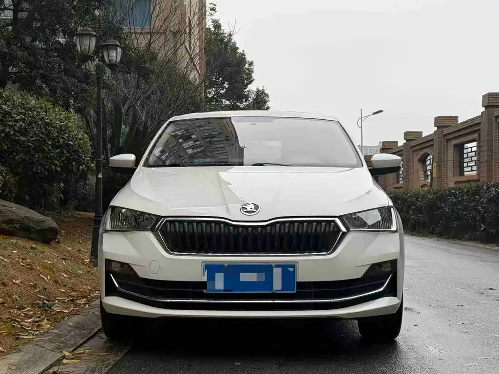 Skoda Rapid Spaceback 2020 1.5L Automatic Comfort Edition