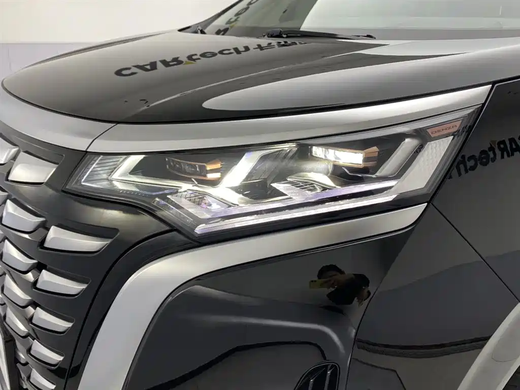 Denza D9 2022 DM-i 970 AWD Zunrong Edition
