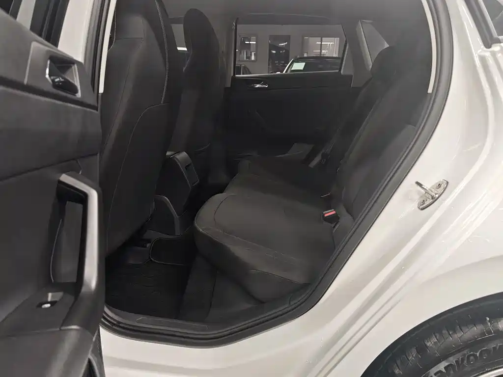 Polo 2023 Facelift Plus 1.5L Automatic Joyful Life Edition