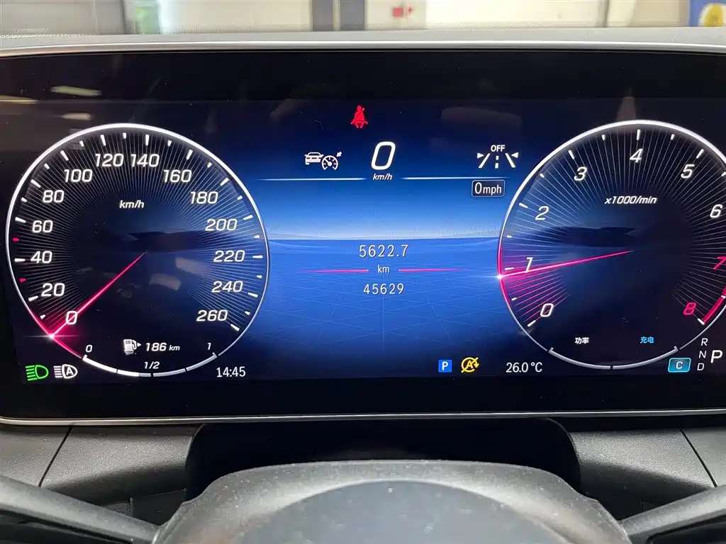 Mercedes-Benz GLC 300 L 4MATIC Dynamic Edition 5-Seater (2023 Facelift)