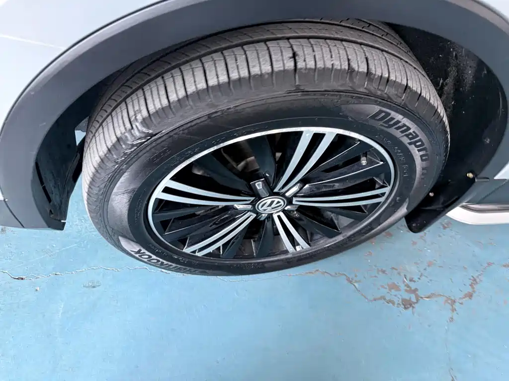 Tiguan L 2019 330TSI Automatic FWD Panoramic Comfort Edition China VI
