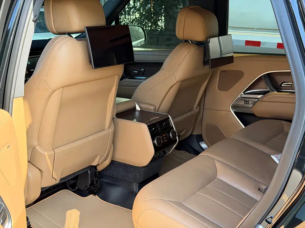 Range Rover 2023 Facelift 3.0 L6 400PS Autobiography LWB