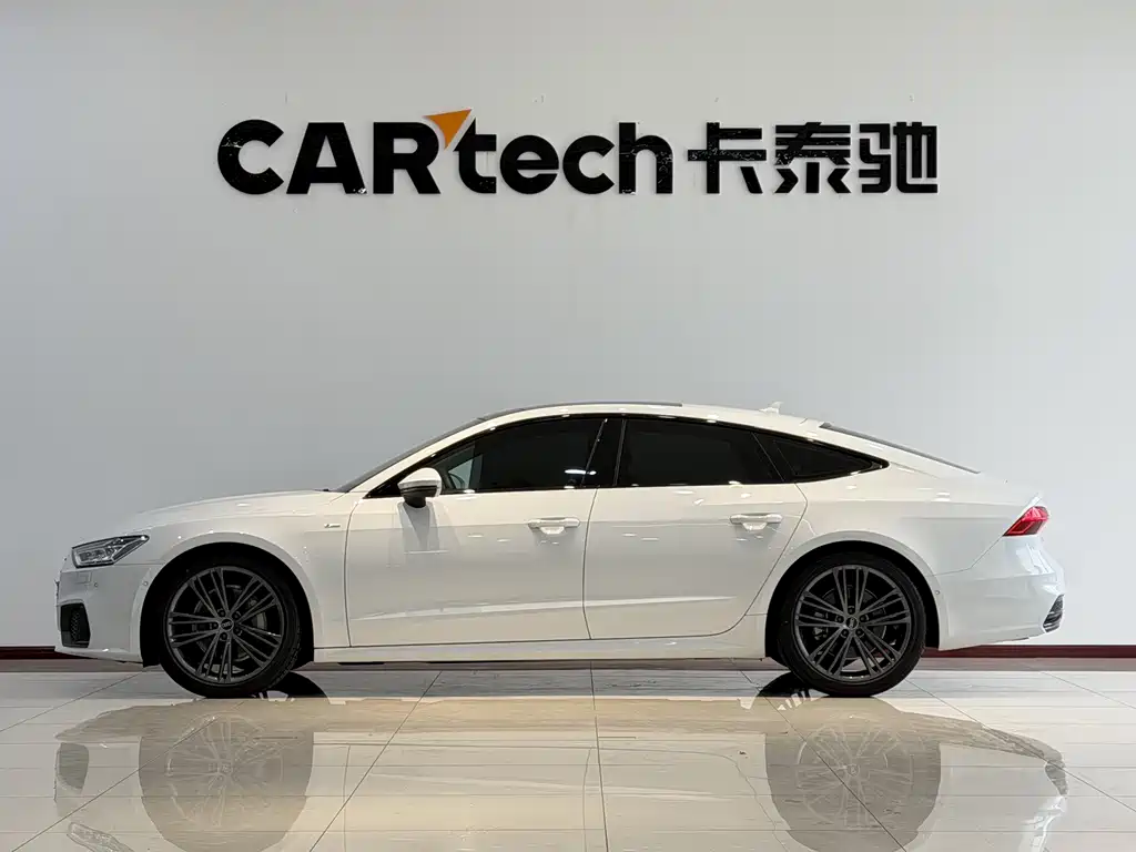 Audi A7 2023 45 TFSI Premium Selection