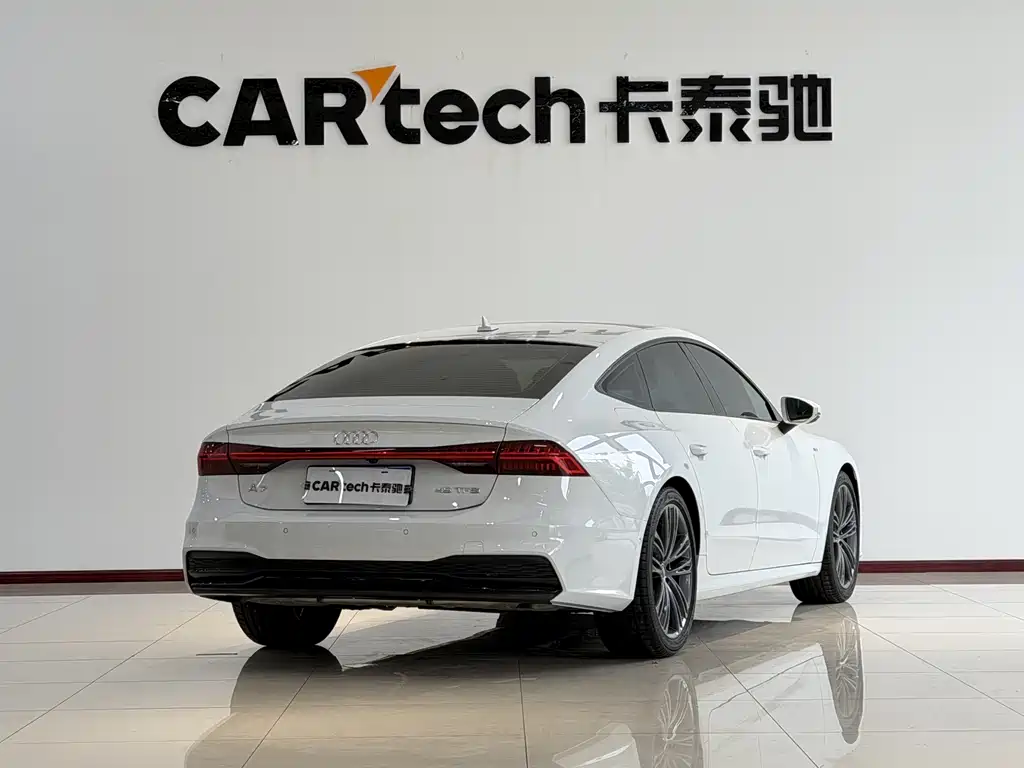 Audi A7 2023 45 TFSI Premium Selection