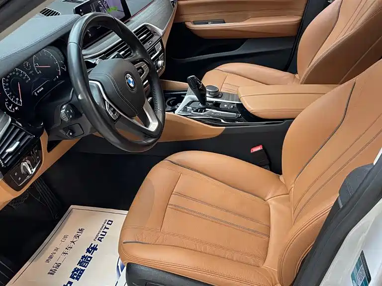 BMW 6 Series GT 2018 630i Luxury Design Package
