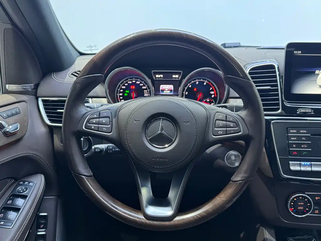 Mercedes-Benz GLS 2018 GLS 500 4MATIC