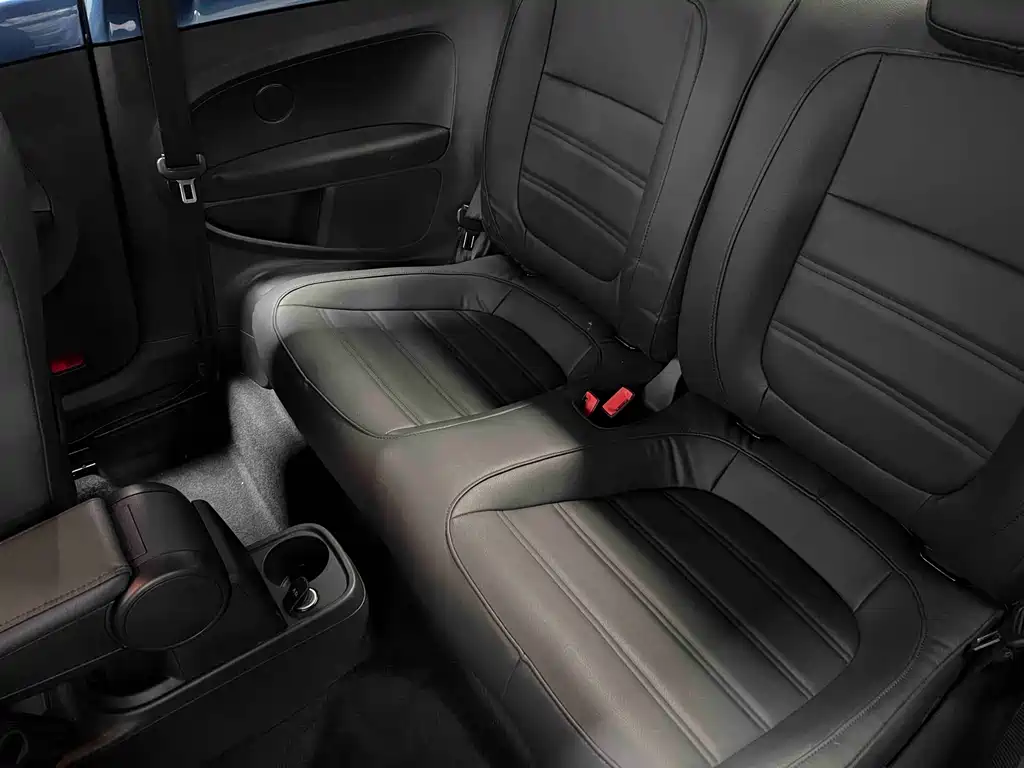Volkswagen Beetle 2018 180TSI Yile Edition