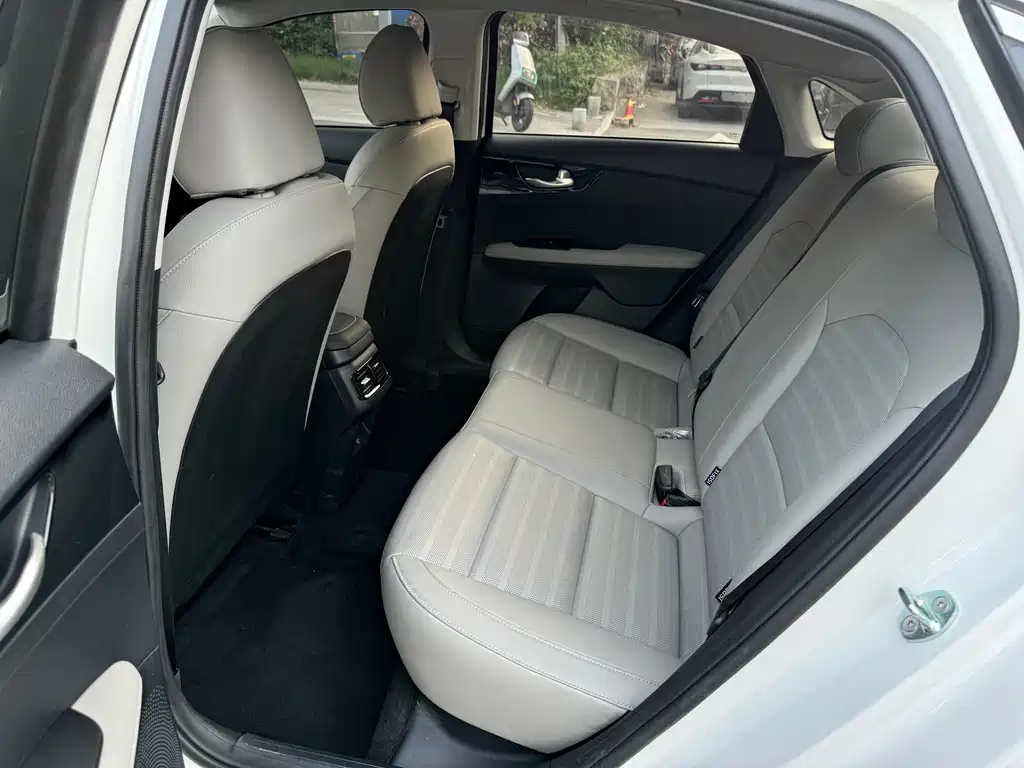 Kia K3 2023 1.5L CVT Comfort Edition