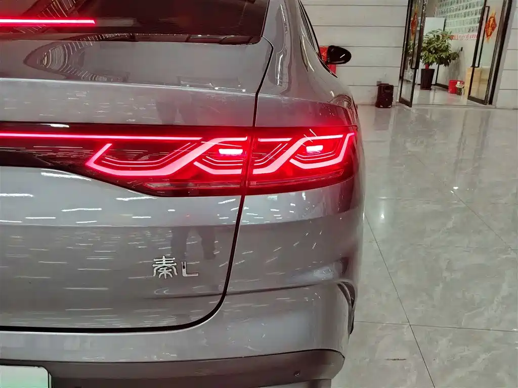 BYD Qin L 2024 DM-i 120KM Chao Yue Edition