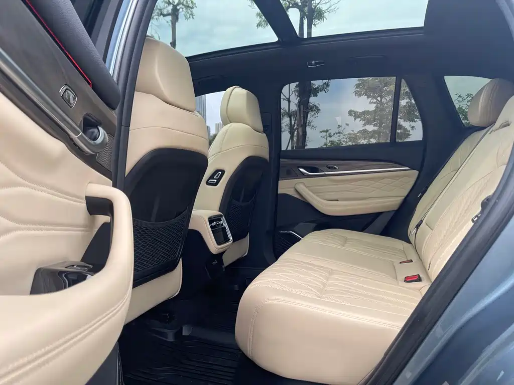Geely Monjaro 2026 Dongfang Yao 2.0TD Automatic Lanxing Edition