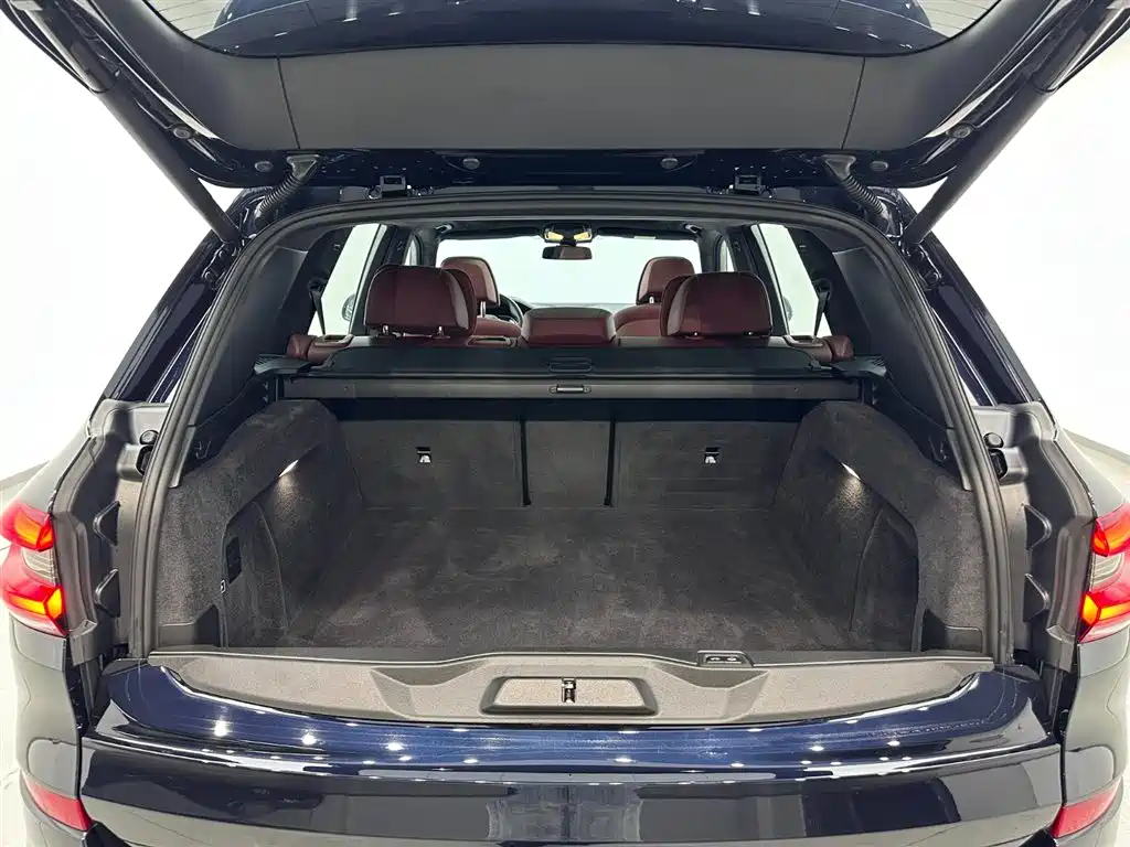 BMW X5 2022 Facelift xDrive40Li M Sport Package
