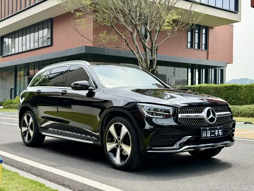Mercedes-Benz GLC 300 L 4MATIC Dynamic Edition
