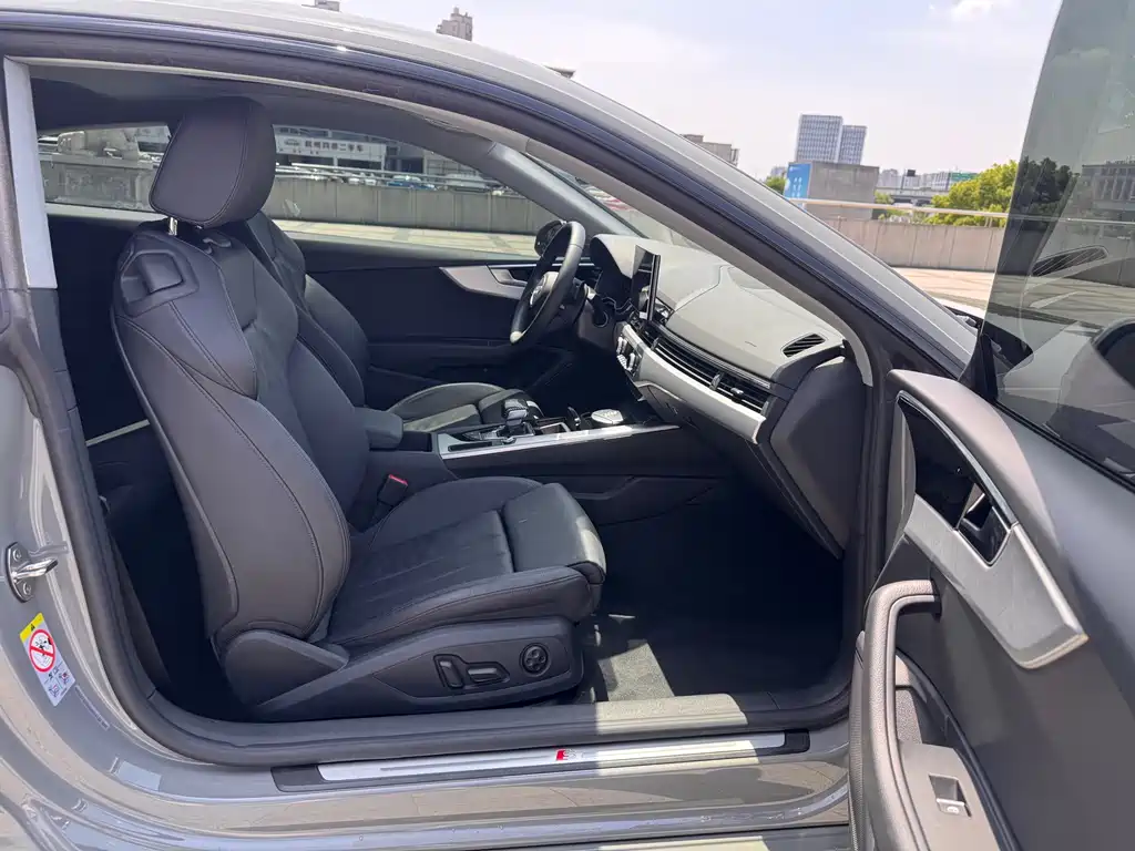 Audi A5 2022 Coupe 40 TFSI Fashion Dynamic