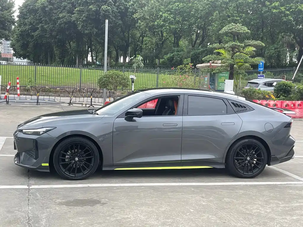 Changan UNI-V 2024 1.5T Premium Sport Edition