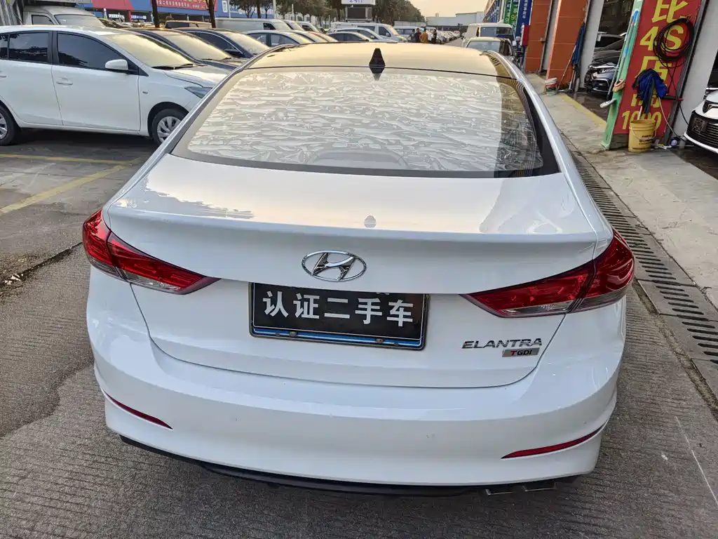 Elantra GT 2019 model 1.4T DCT Sport