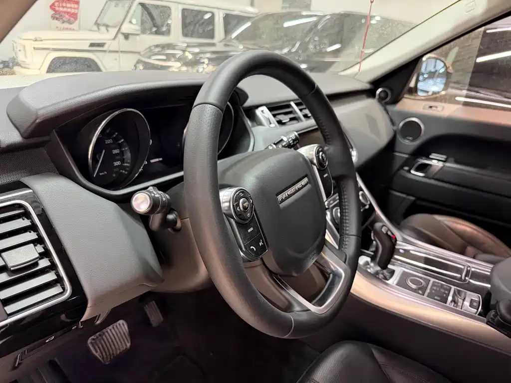 Range Rover Sport 2015 3.0 SC V6 HSE