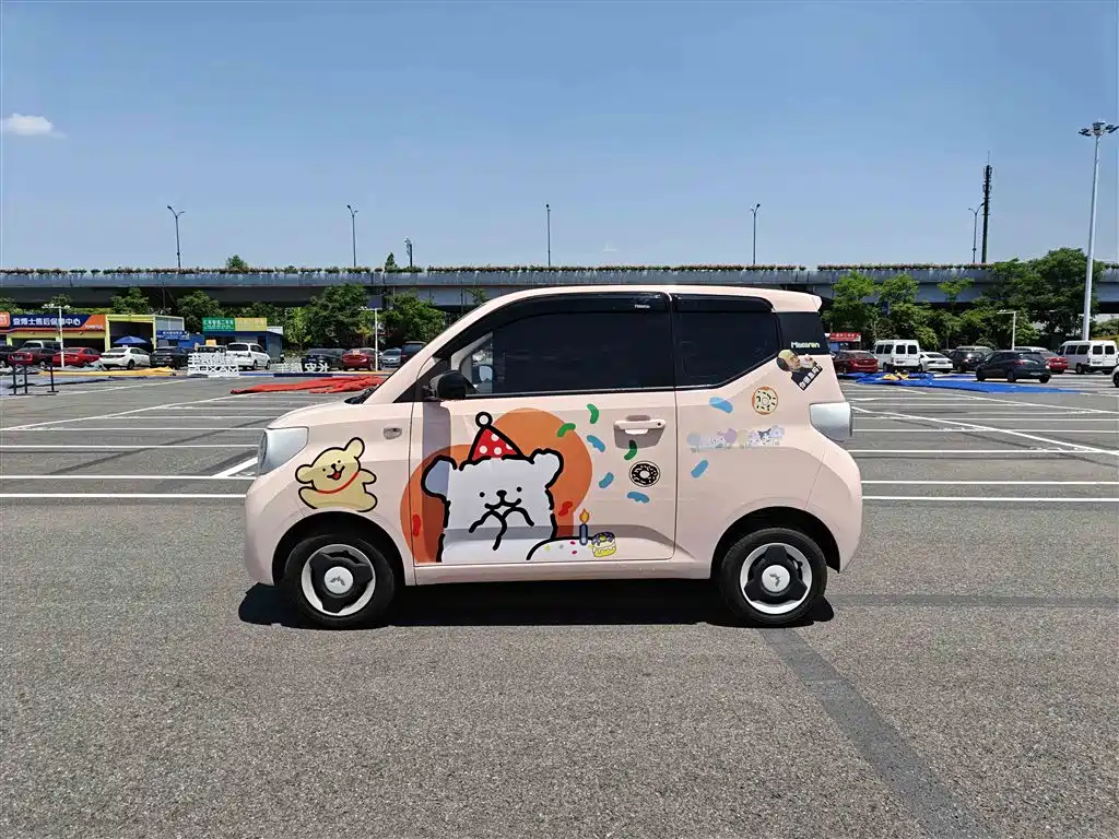 Hongguang MINI EV 2024 3rd Generation 215km Youth Edition