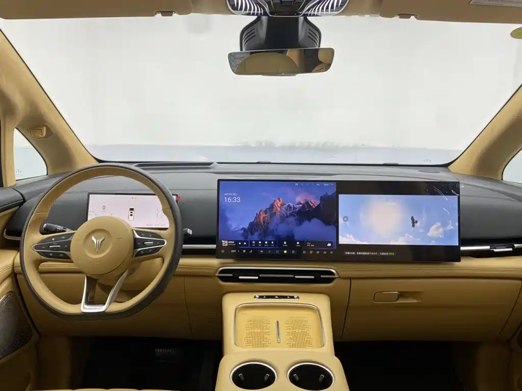 Voyah Dreamer 2025 PHEV AWD Flagship Kunpeng Edition