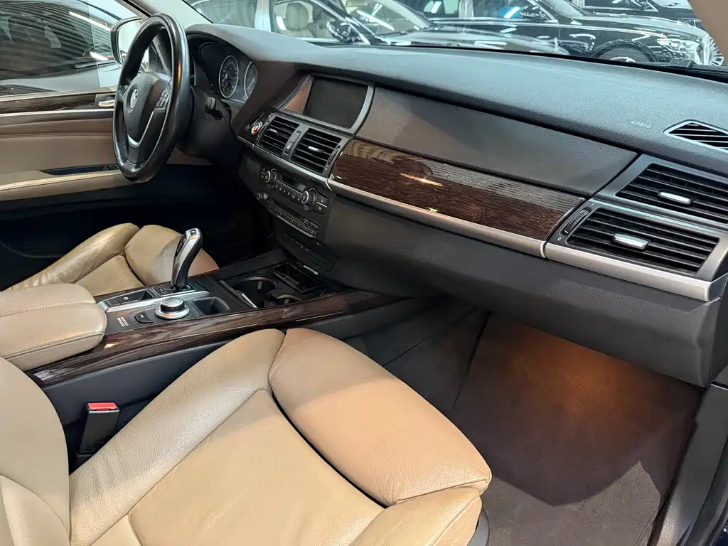 BMW X5 (Import) 2008 xDrive48i Luxury
