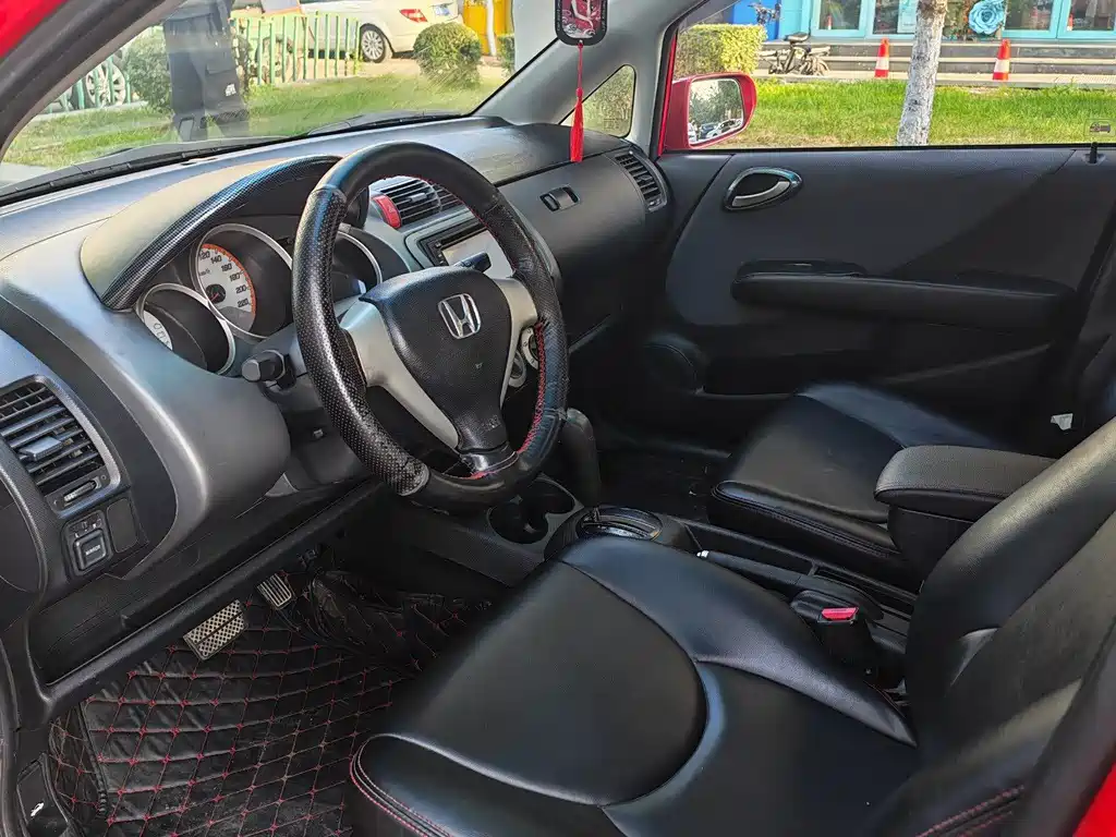 Fit 2007 1.5L CVT Comfort Edition