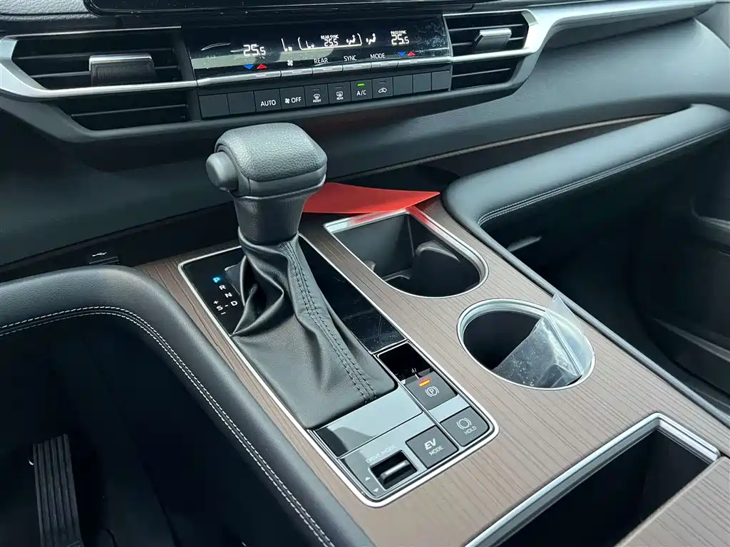 Jetta VA7 2025 1.4T Automatic Tingquan Edition