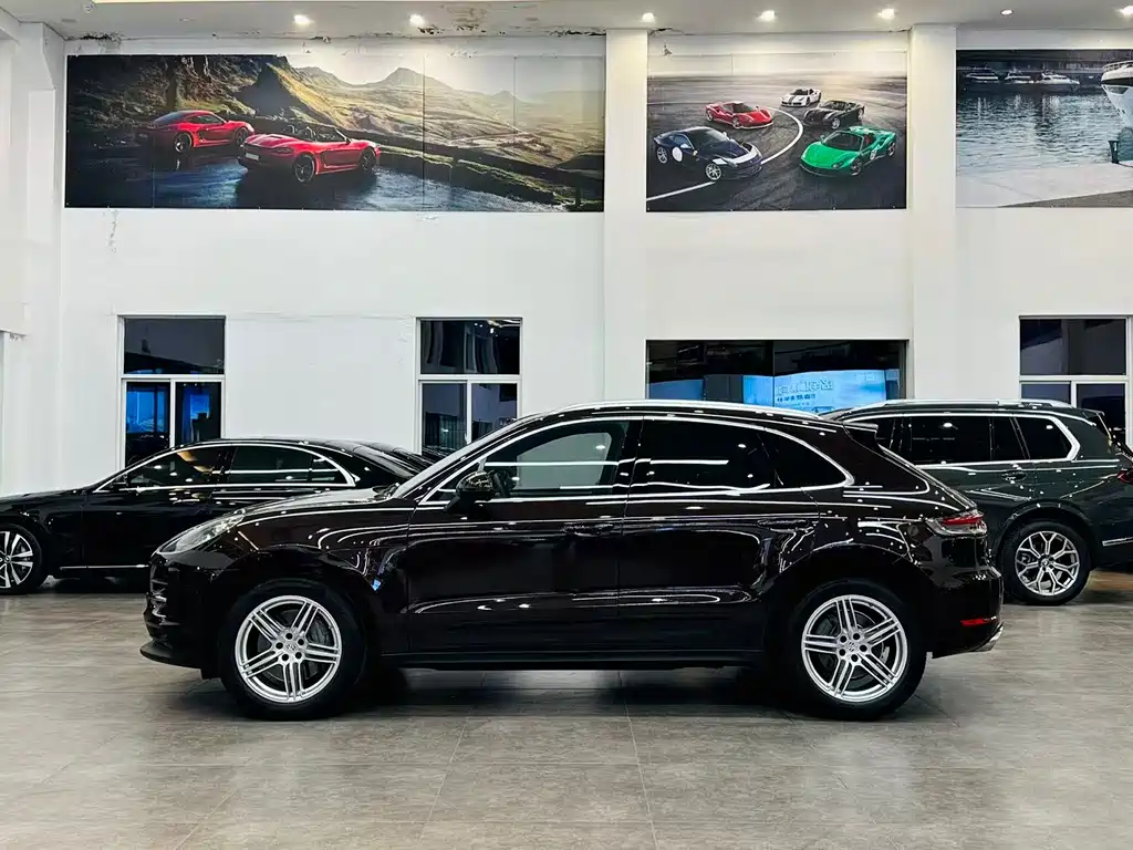 2021 Porsche Macan S 3.0T
