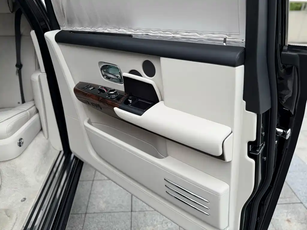 Rolls-Royce Phantom 2018 6.7T Long Wheelbase