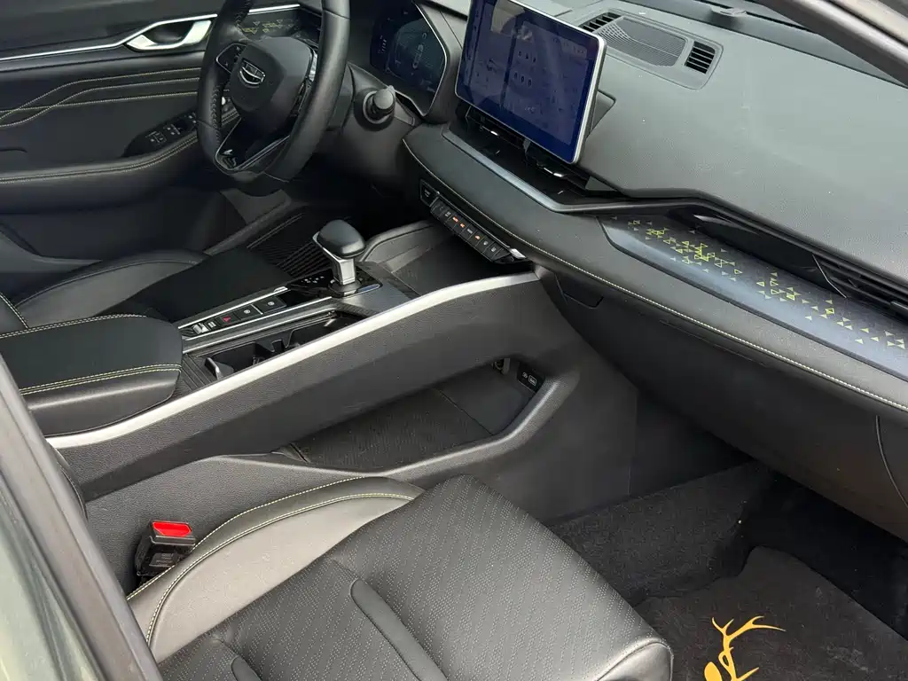 Geely Preface 2023 1.5TD Fuyao Edition
