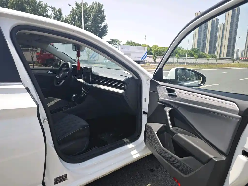 Volkswagen Sagitar 2023 280TSI DSG Beyond Edition