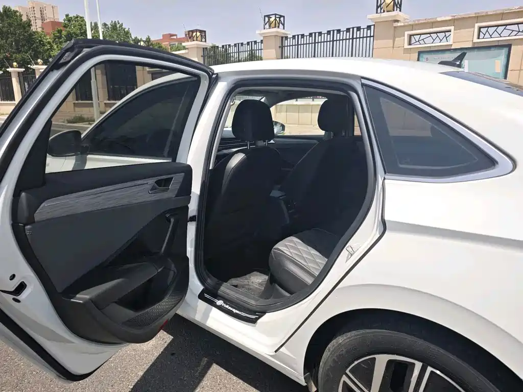 Volkswagen Sagitar 2023 280TSI DSG Beyond Edition