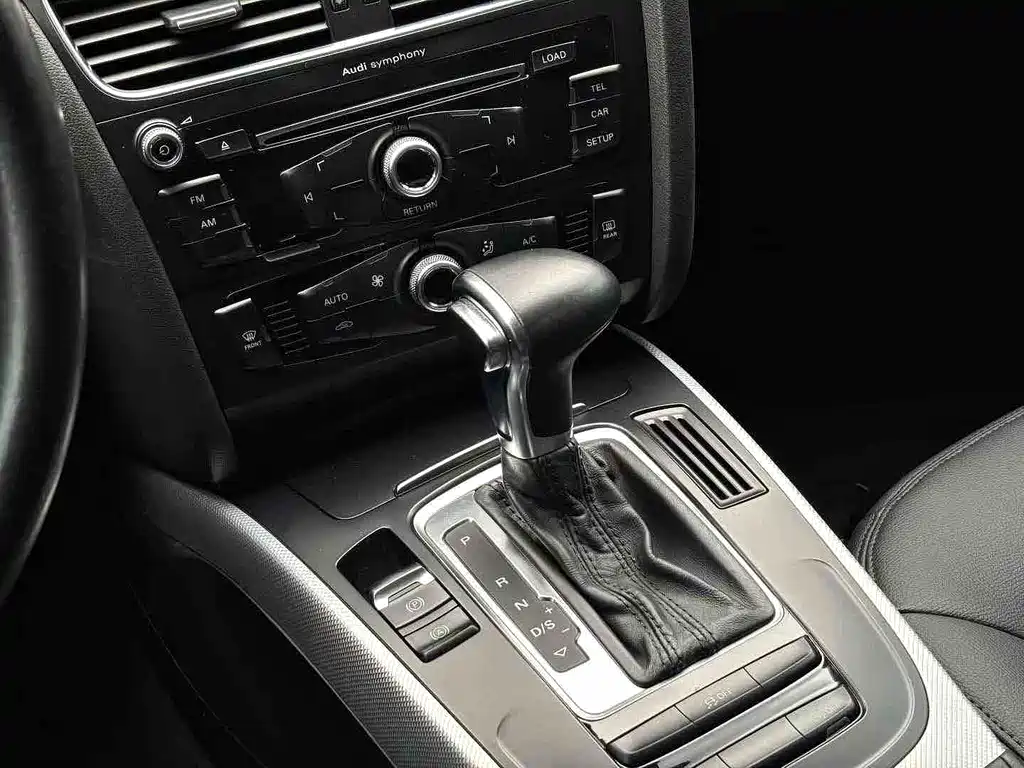 Audi A4L 2016 30 TFSI Collection Edition Automatic Comfort