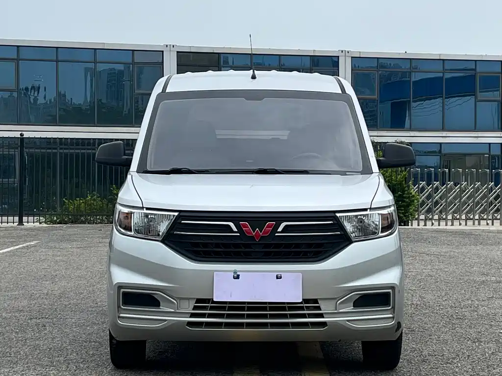 Wuling Hongguang V 2022 1.5L Jinqv Edition Electric Power Assist LAR