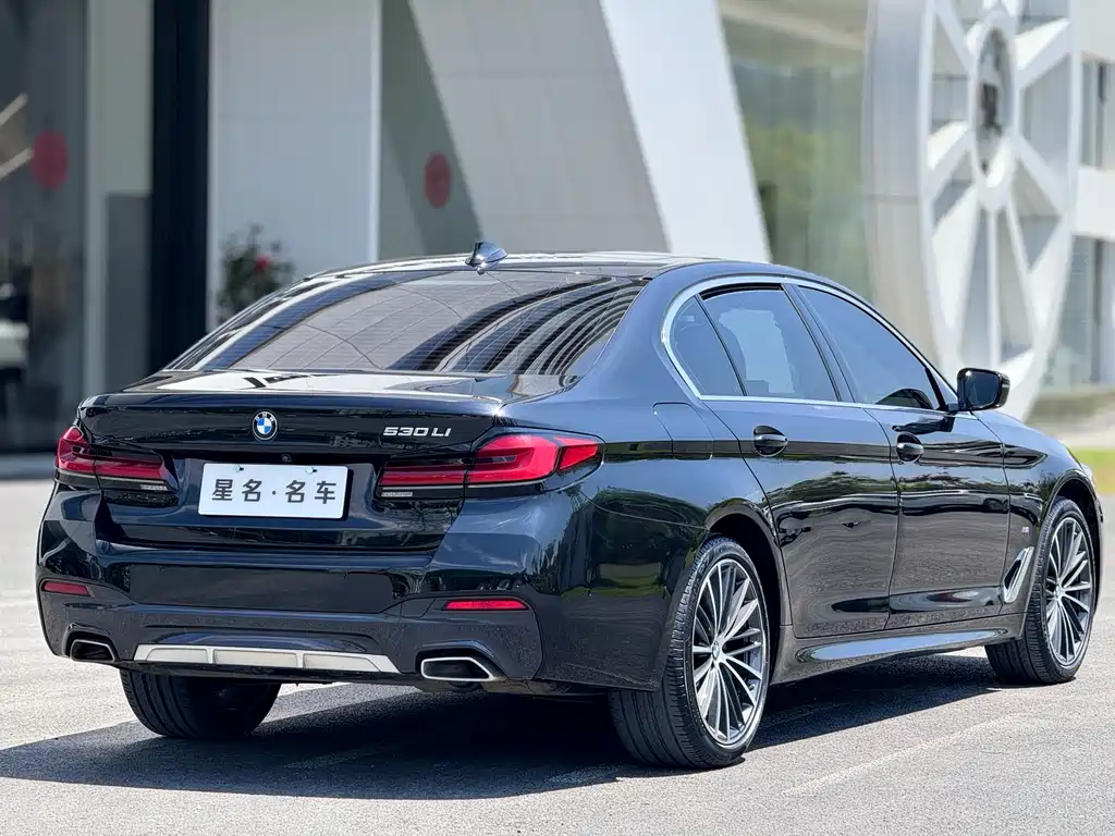 BMW 5 Series 2021 530Li Leading Edition M Sport Package