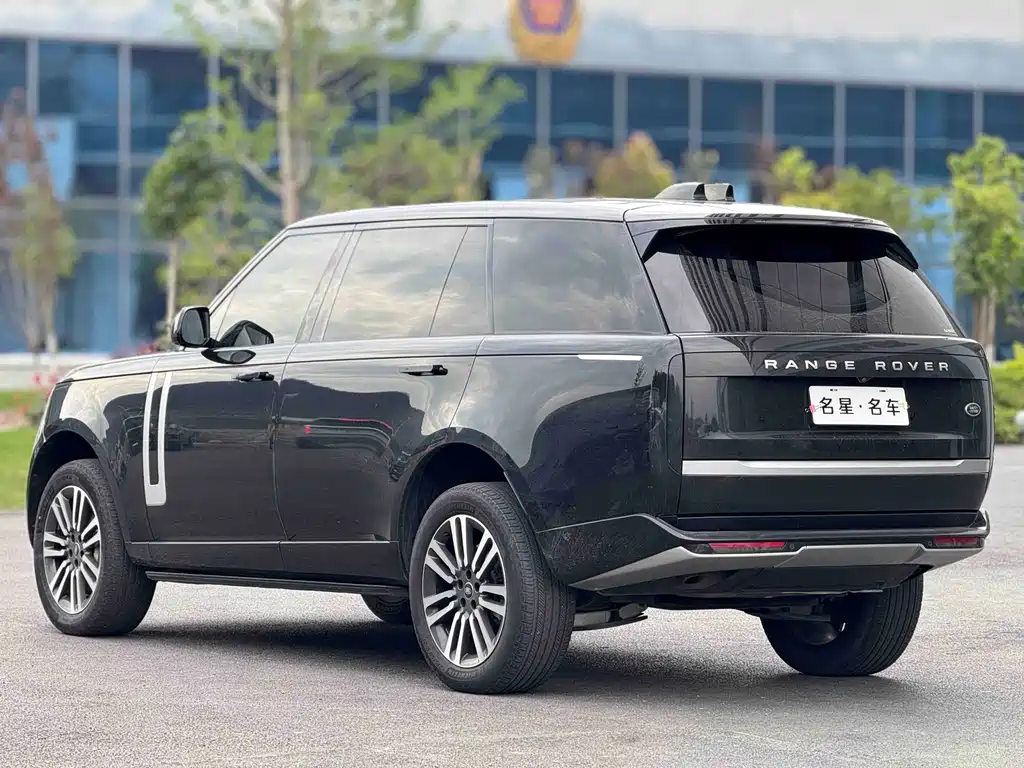 Range Rover 2023 3.0 L6 400PS Autobiography LWB