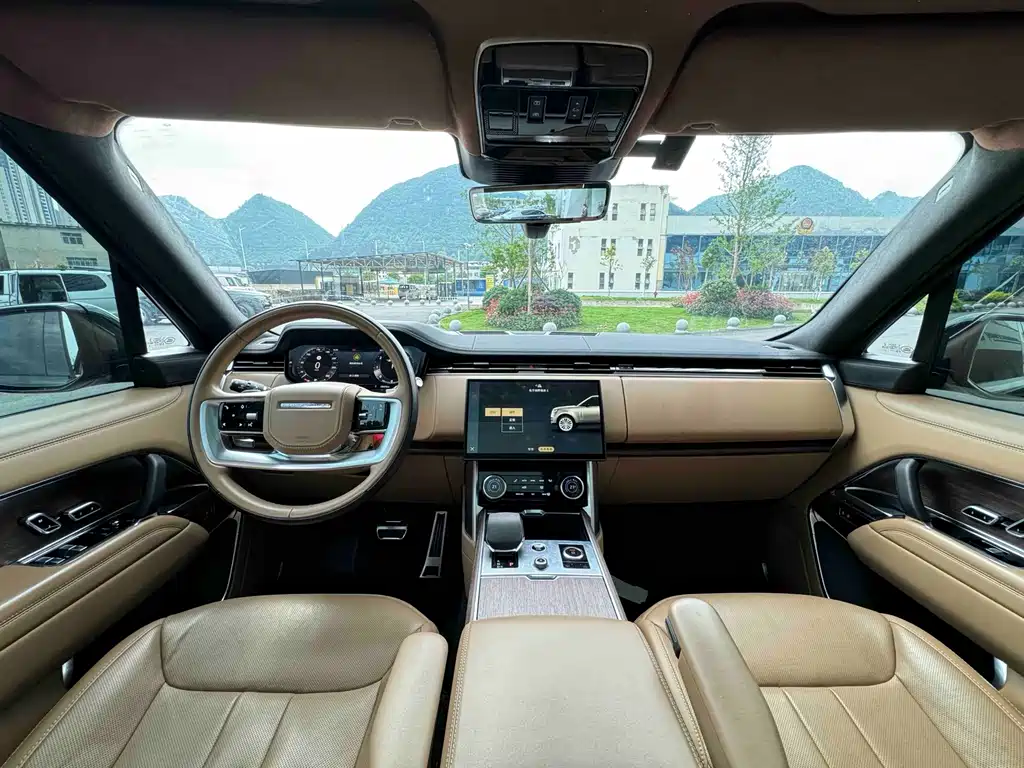 Range Rover 2023 3.0 L6 400PS Autobiography LWB