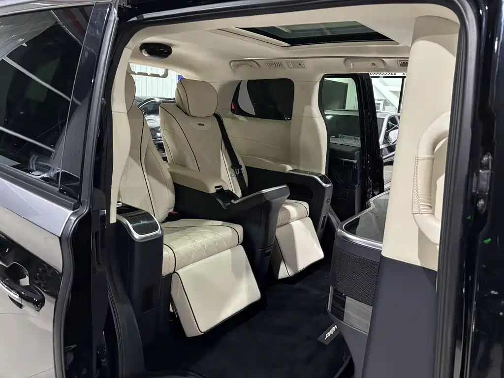 GAC Trumpchi M8 2021 Master Series 390T Four-Seat Glory Edition