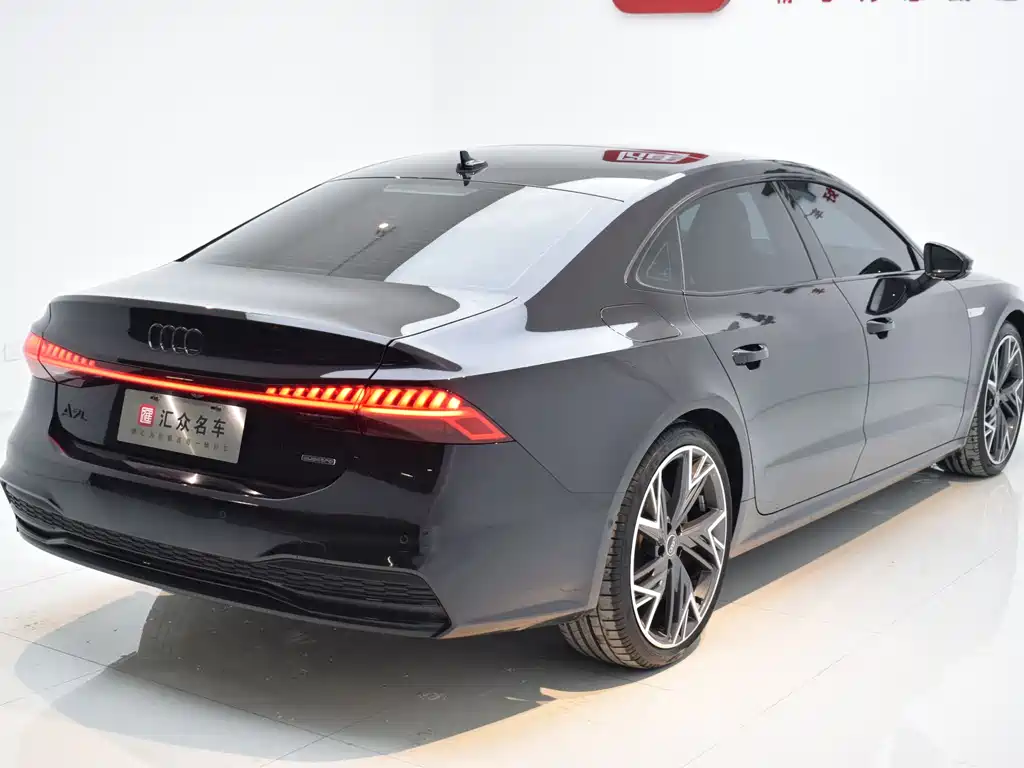 Audi A7L 2024 45 TFSI quattro S-line Black Warrior Edition