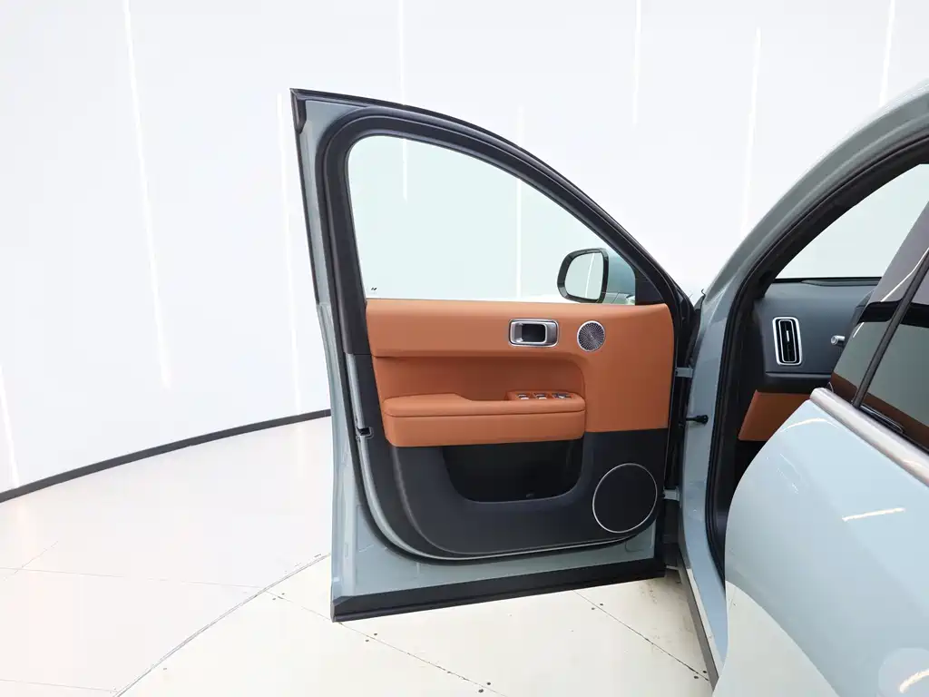 Li Auto L6 2025 Max Intelligent Refresh Edition