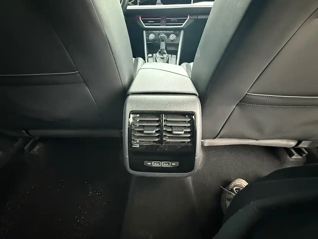Volkswagen Sagitar 2023 300TSI DSG Beyond Edition
